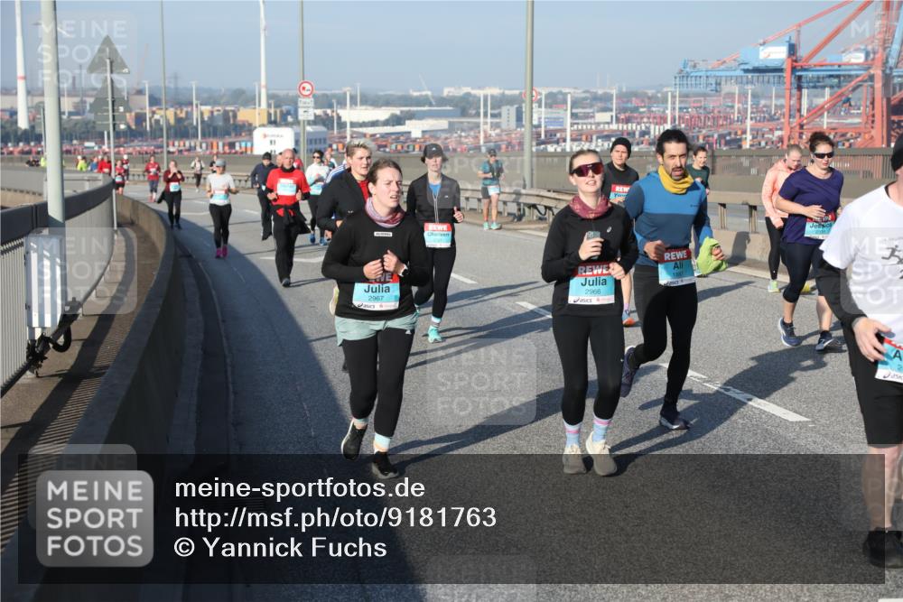 03.10.2025 - Köhlbrandbrückenlauf Yannick Fuchs http://msf.ph/oto/9181763 03.10.2025 08:57:54 Position 2 2967, 2966, 16 meine-sportfotos.de