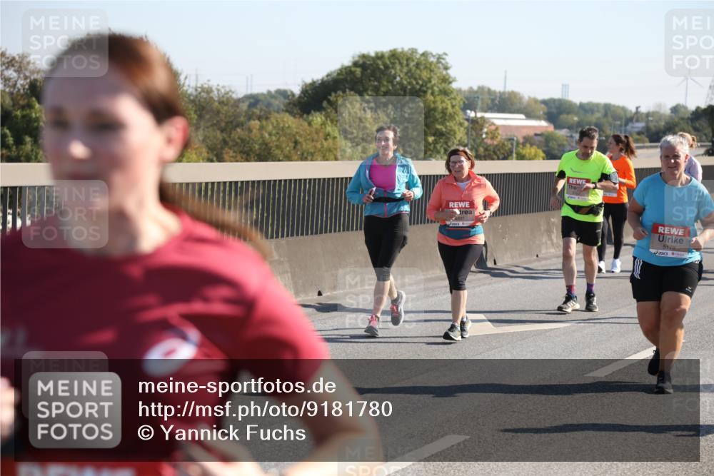 03.10.2025 - Köhlbrandbrückenlauf Yannick Fuchs http://msf.ph/oto/9181780 03.10.2025 11:23:50 Position 3 4801, 5120, 5179 meine-sportfotos.de