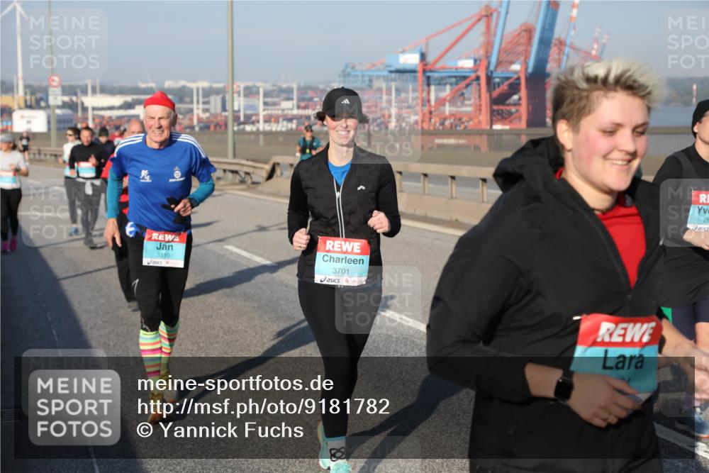 03.10.2025 - Köhlbrandbrückenlauf Yannick Fuchs http://msf.ph/oto/9181782 03.10.2025 08:57:59 Position 2 3510, 3701, 88, 26 meine-sportfotos.de