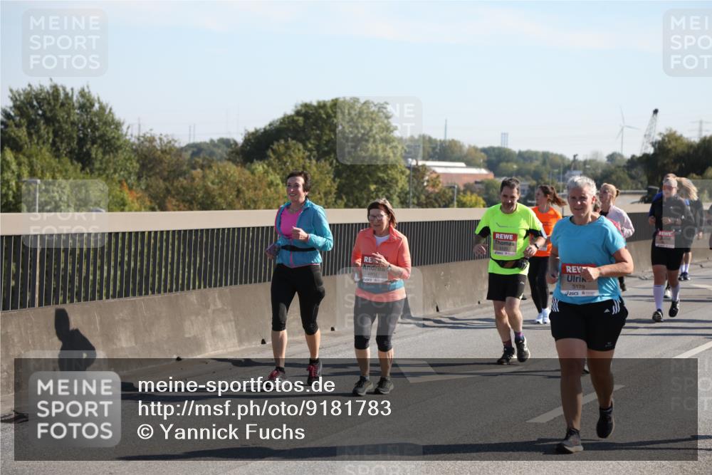 03.10.2025 - Köhlbrandbrückenlauf Yannick Fuchs http://msf.ph/oto/9181783 03.10.2025 11:23:50 Position 3 4801, 5120, 5179 meine-sportfotos.de