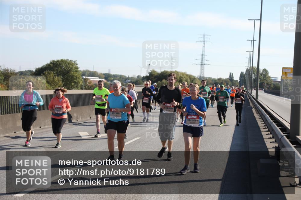 03.10.2025 - Köhlbrandbrückenlauf Yannick Fuchs http://msf.ph/oto/9181789 03.10.2025 11:23:50 Position 3 5500 meine-sportfotos.de