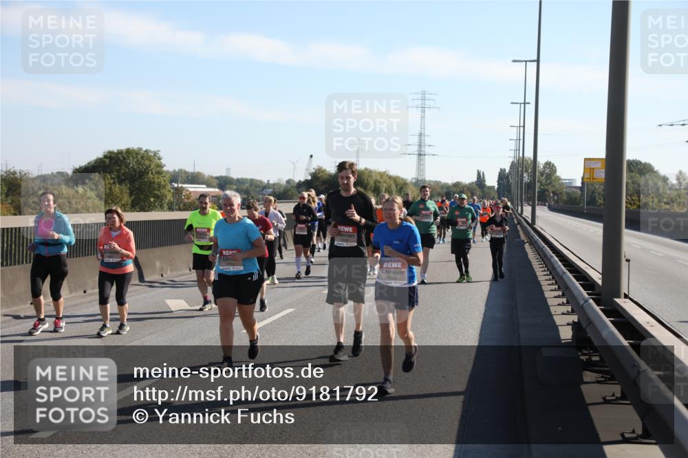 03.10.2025 - Köhlbrandbrückenlauf Yannick Fuchs http://msf.ph/oto/9181792 03.10.2025 11:23:51 Position 3 5500 meine-sportfotos.de