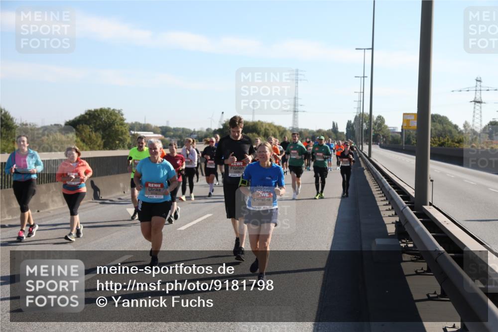 03.10.2025 - Köhlbrandbrückenlauf Yannick Fuchs http://msf.ph/oto/9181798 03.10.2025 11:23:51 Position 3 5500 meine-sportfotos.de