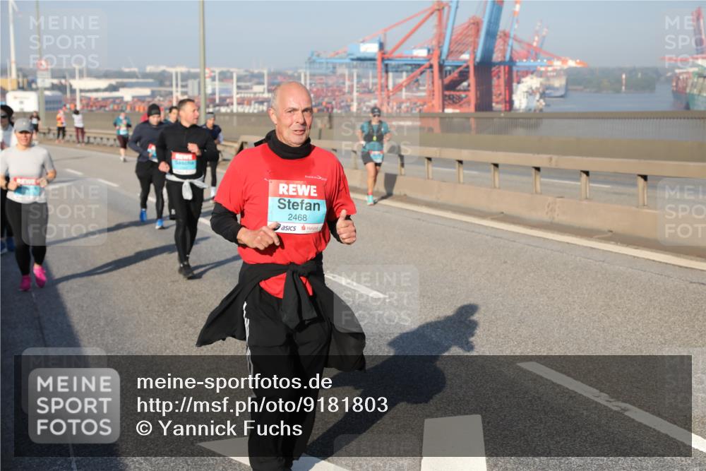 03.10.2025 - Köhlbrandbrückenlauf Yannick Fuchs http://msf.ph/oto/9181803 03.10.2025 08:58:03 Position 2 2468 meine-sportfotos.de