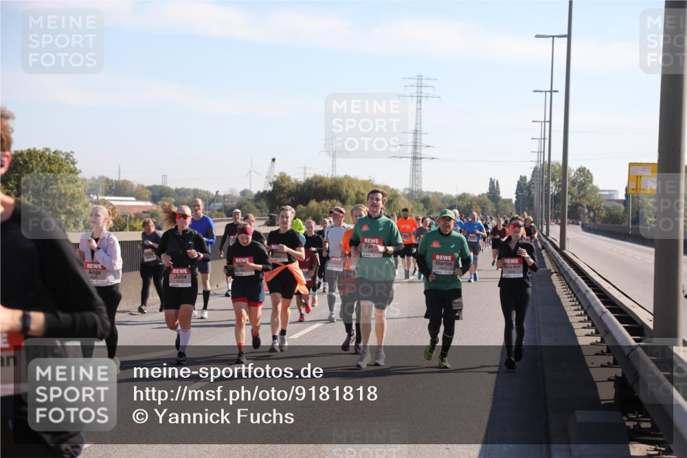 03.10.2025 - Köhlbrandbrückenlauf Yannick Fuchs http://msf.ph/oto/9181818 03.10.2025 11:23:53 Position 3 5621 meine-sportfotos.de