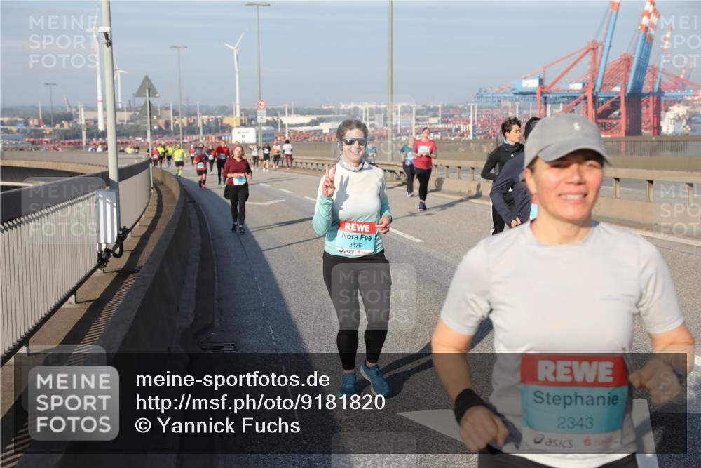 03.10.2025 - Köhlbrandbrückenlauf Yannick Fuchs http://msf.ph/oto/9181820 03.10.2025 08:58:07 Position 2 3476, 2343 meine-sportfotos.de