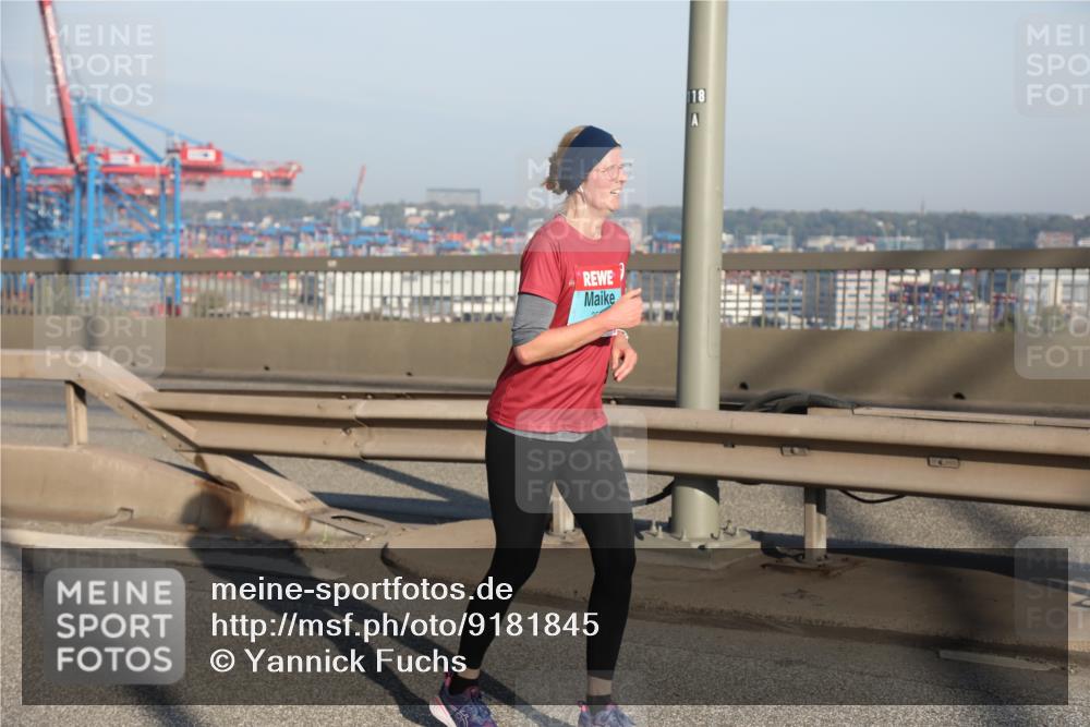 03.10.2025 - Köhlbrandbrückenlauf Yannick Fuchs http://msf.ph/oto/9181845 03.10.2025 08:58:16 Position 2 118 meine-sportfotos.de