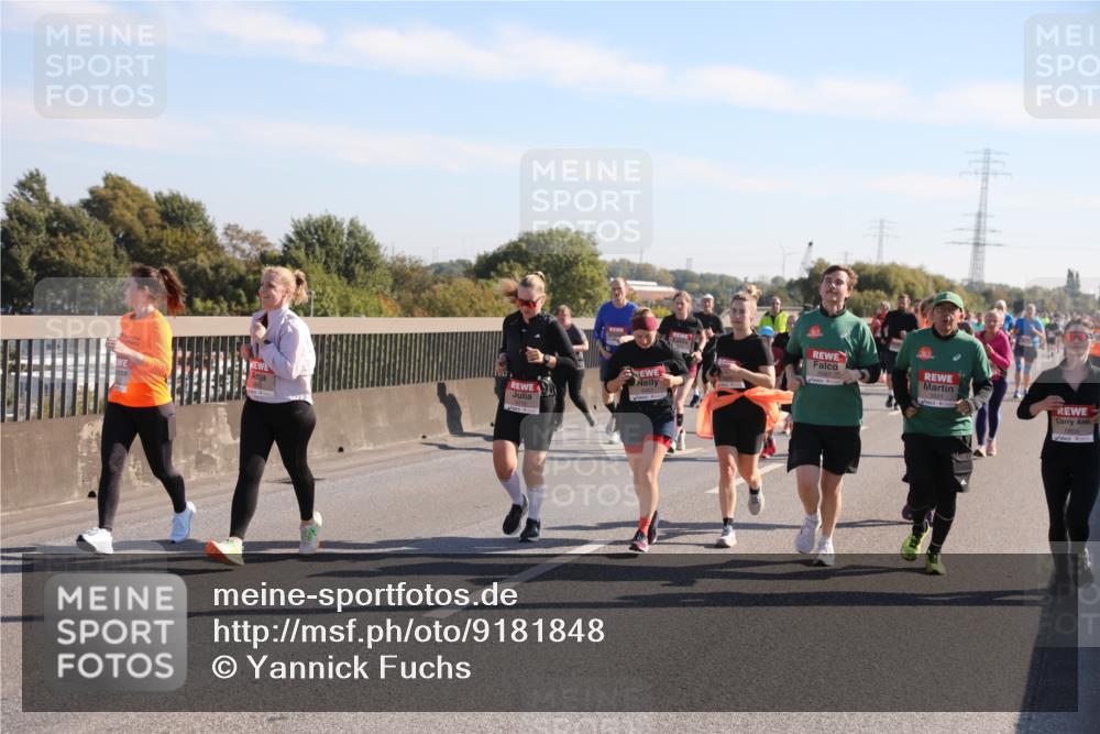 03.10.2025 - Köhlbrandbrückenlauf Yannick Fuchs http://msf.ph/oto/9181848 03.10.2025 11:23:55 Position 3 5621 meine-sportfotos.de