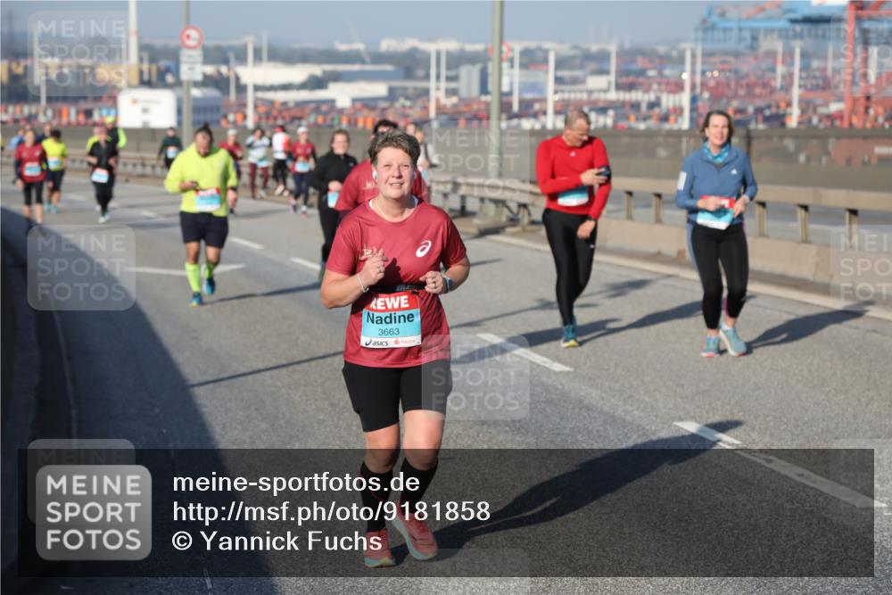03.10.2025 - Köhlbrandbrückenlauf Yannick Fuchs http://msf.ph/oto/9181858 03.10.2025 08:58:21 Position 2 3663 meine-sportfotos.de