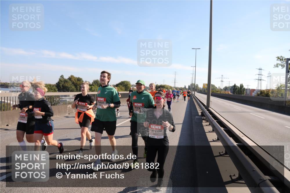03.10.2025 - Köhlbrandbrückenlauf Yannick Fuchs http://msf.ph/oto/9181882 03.10.2025 11:23:58 Position 3 55, 5855 meine-sportfotos.de