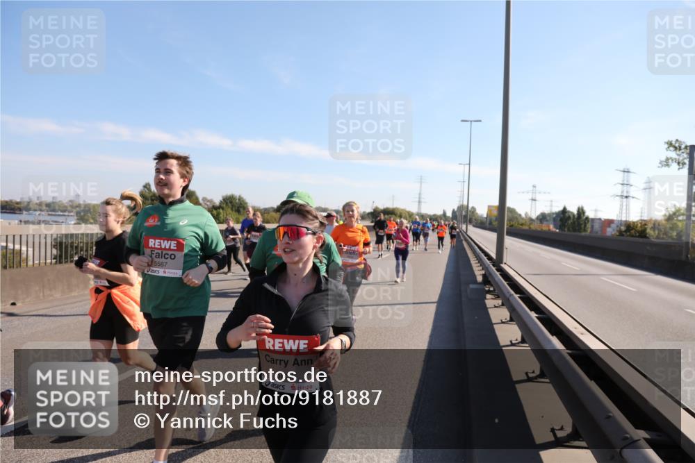 03.10.2025 - Köhlbrandbrückenlauf Yannick Fuchs http://msf.ph/oto/9181887 03.10.2025 11:23:58 Position 3 5587, 5855 meine-sportfotos.de