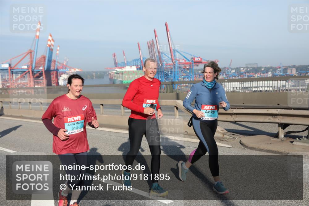 03.10.2025 - Köhlbrandbrückenlauf Yannick Fuchs http://msf.ph/oto/9181895 03.10.2025 08:58:26 Position 2 3019, 2258 meine-sportfotos.de