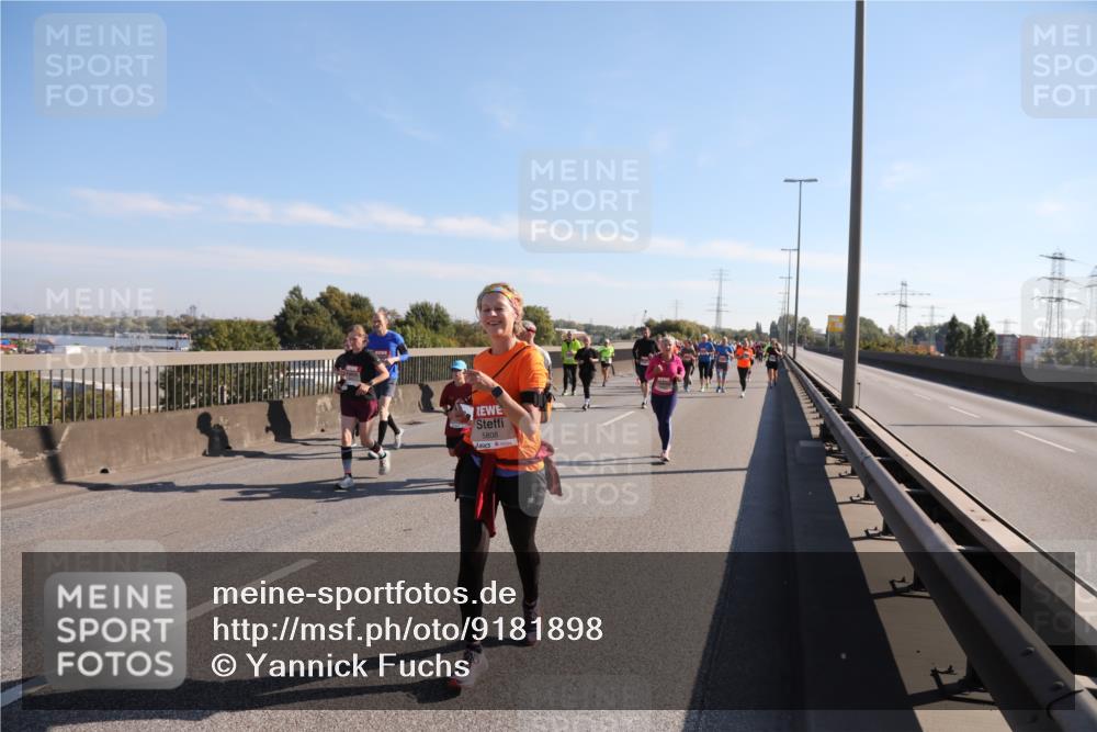 03.10.2025 - Köhlbrandbrückenlauf Yannick Fuchs http://msf.ph/oto/9181898 03.10.2025 11:23:59 Position 3 5808 meine-sportfotos.de