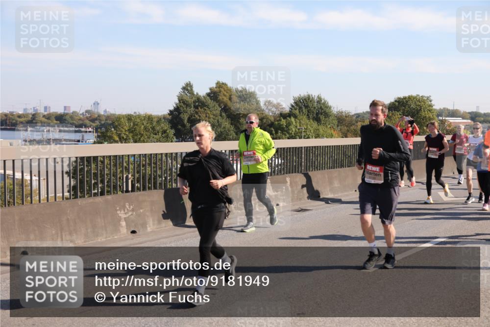 03.10.2025 - Köhlbrandbrückenlauf Yannick Fuchs http://msf.ph/oto/9181949 03.10.2025 11:24:04 Position 3  meine-sportfotos.de