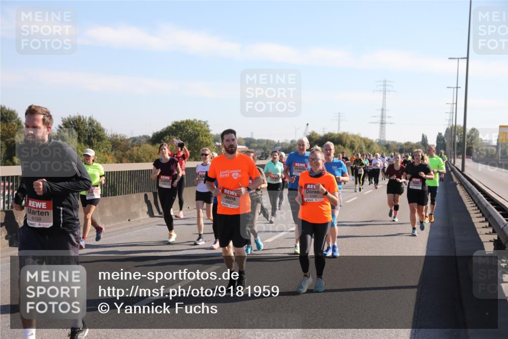 03.10.2025 - Köhlbrandbrückenlauf Yannick Fuchs http://msf.ph/oto/9181959 03.10.2025 11:24:04 Position 3 5139, 6237, 5195 meine-sportfotos.de