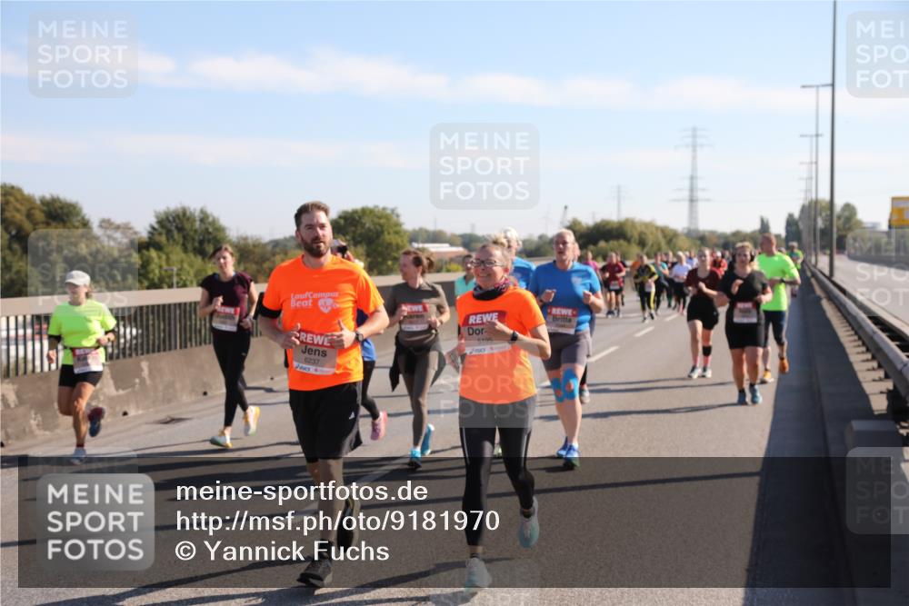 03.10.2025 - Köhlbrandbrückenlauf Yannick Fuchs http://msf.ph/oto/9181970 03.10.2025 11:24:05 Position 3 5195, 6237 meine-sportfotos.de