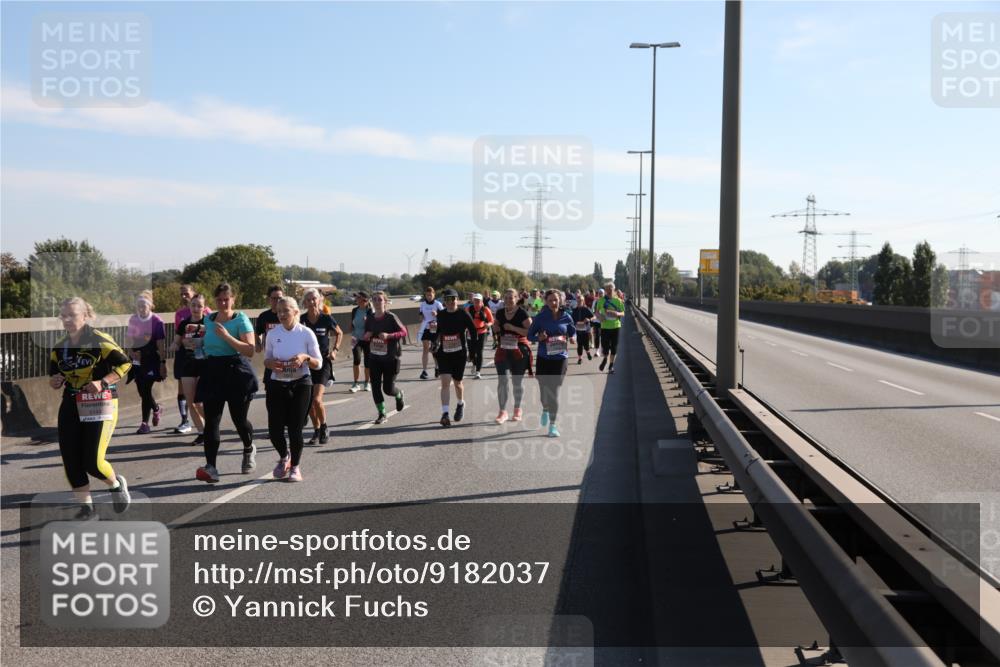03.10.2025 - Köhlbrandbrückenlauf Yannick Fuchs http://msf.ph/oto/9182037 03.10.2025 11:24:16 Position 3  meine-sportfotos.de