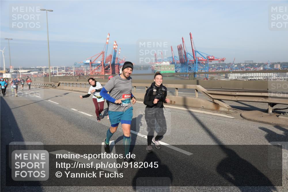 03.10.2025 - Köhlbrandbrückenlauf Yannick Fuchs http://msf.ph/oto/9182045 03.10.2025 08:58:55 Position 2  meine-sportfotos.de