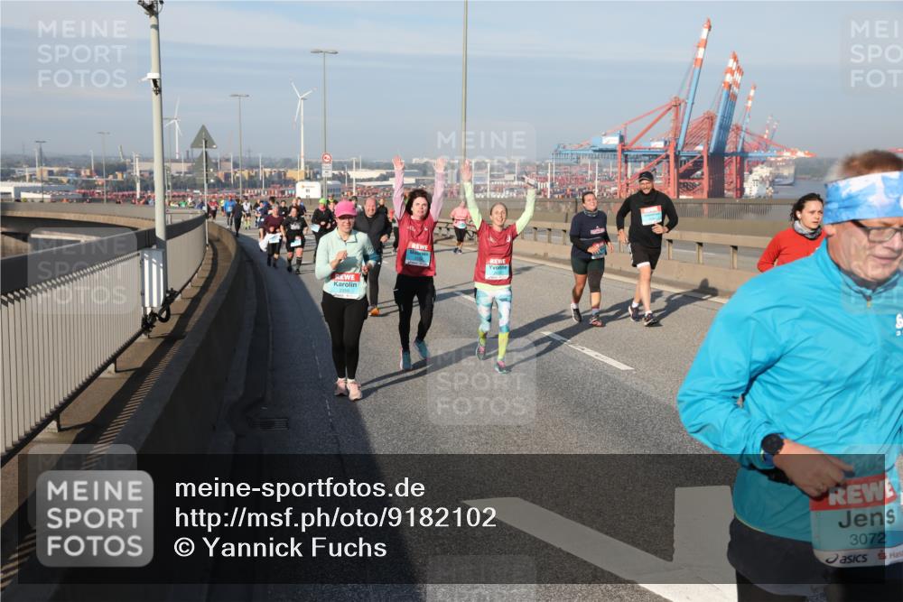 03.10.2025 - Köhlbrandbrückenlauf Yannick Fuchs http://msf.ph/oto/9182102 03.10.2025 08:59:07 Position 2 3072 meine-sportfotos.de