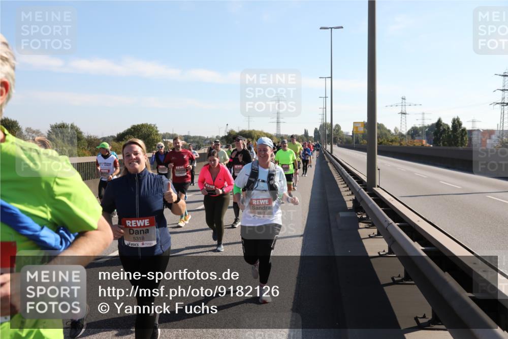 03.10.2025 - Köhlbrandbrückenlauf Yannick Fuchs http://msf.ph/oto/9182126 03.10.2025 11:24:25 Position 3 5318, 4438 meine-sportfotos.de