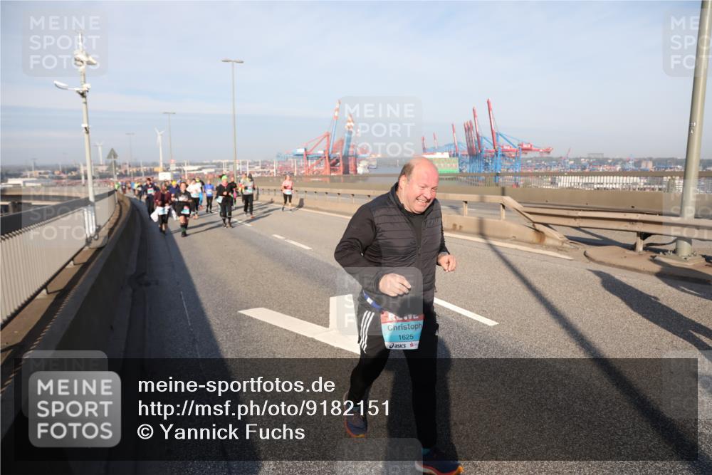 03.10.2025 - Köhlbrandbrückenlauf Yannick Fuchs http://msf.ph/oto/9182151 03.10.2025 08:59:12 Position 2 1625, 18 meine-sportfotos.de