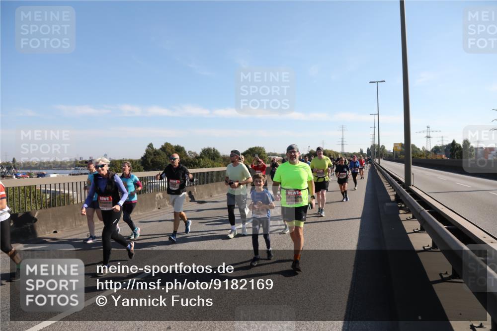 03.10.2025 - Köhlbrandbrückenlauf Yannick Fuchs http://msf.ph/oto/9182169 03.10.2025 11:24:28 Position 3  meine-sportfotos.de