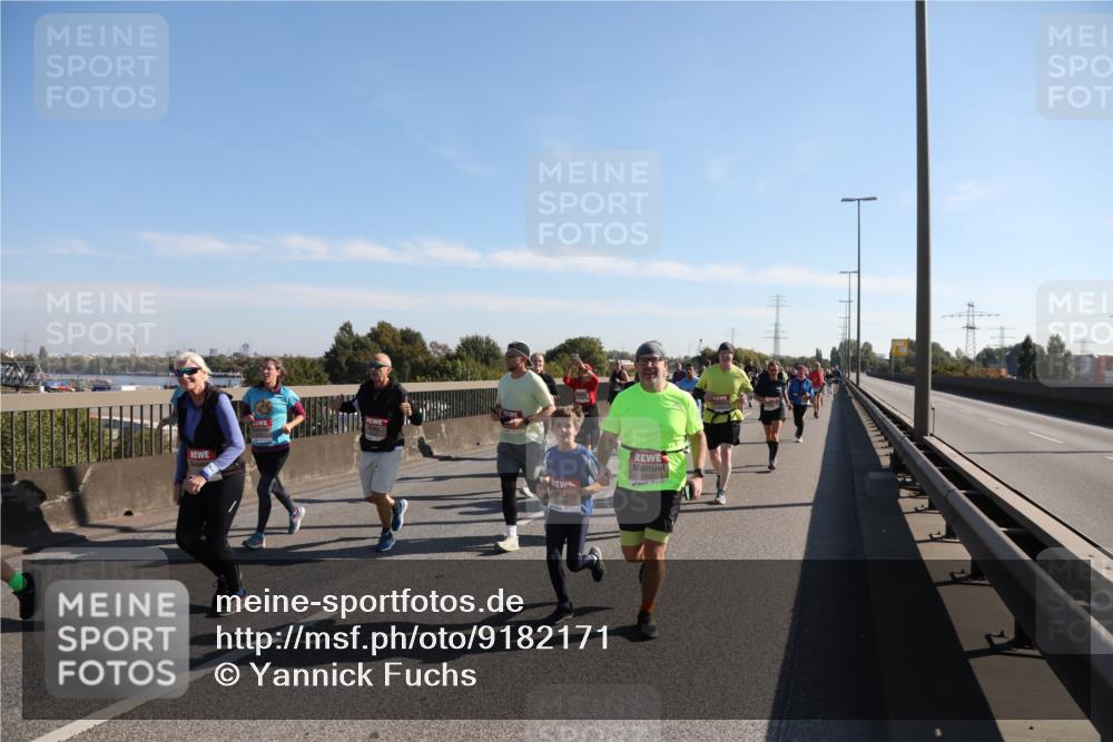 03.10.2025 - Köhlbrandbrückenlauf Yannick Fuchs http://msf.ph/oto/9182171 03.10.2025 11:24:28 Position 3  meine-sportfotos.de