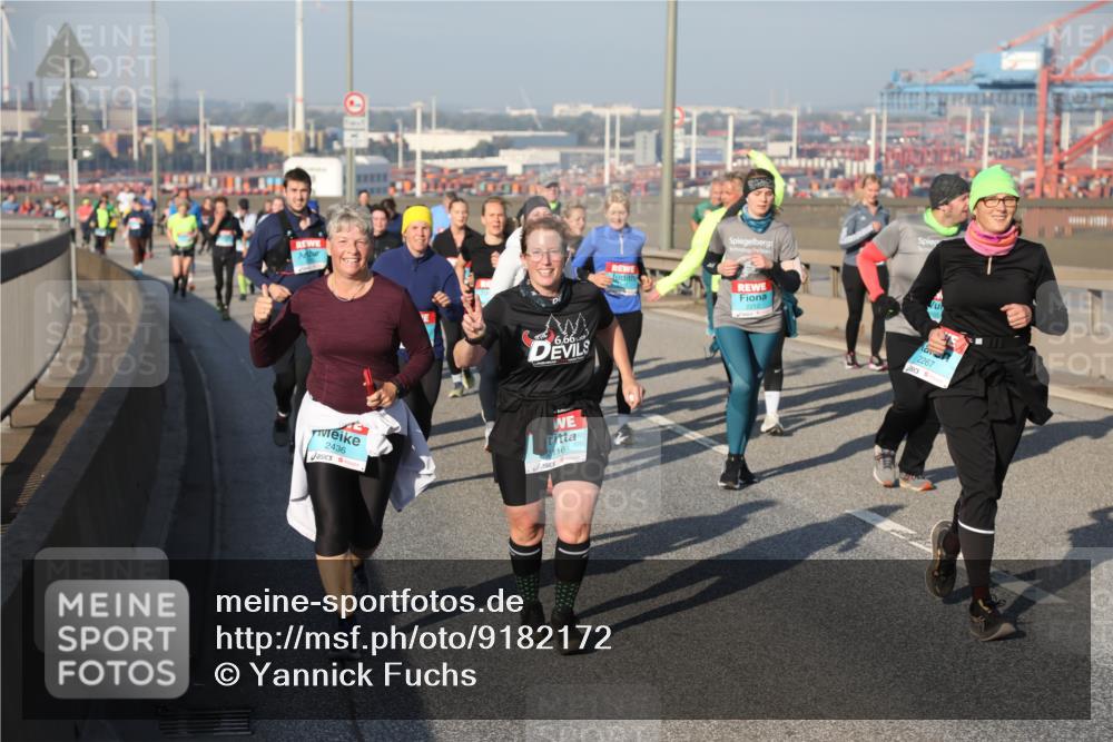 03.10.2025 - Köhlbrandbrückenlauf Yannick Fuchs http://msf.ph/oto/9182172 03.10.2025 08:59:15 Position 2 6, 66, 2436, 16, 2267 meine-sportfotos.de