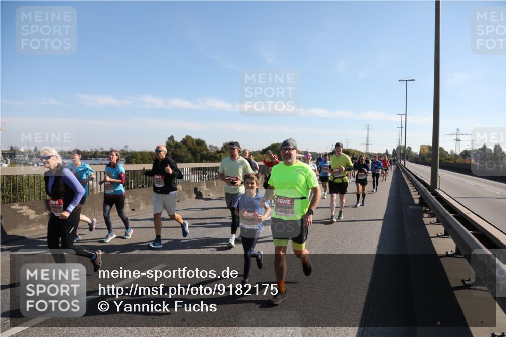 03.10.2025 - Köhlbrandbrückenlauf Yannick Fuchs http://msf.ph/oto/9182175 03.10.2025 11:24:29 Position 3 6669 meine-sportfotos.de