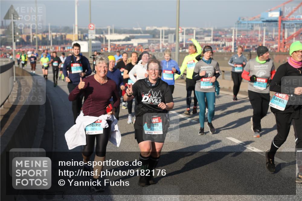 03.10.2025 - Köhlbrandbrückenlauf Yannick Fuchs http://msf.ph/oto/9182176 03.10.2025 08:59:15 Position 2 6, 66, 2436, 2116, 2267 meine-sportfotos.de
