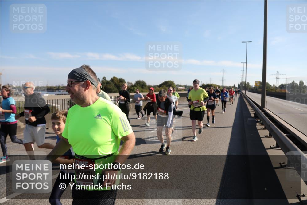 03.10.2025 - Köhlbrandbrückenlauf Yannick Fuchs http://msf.ph/oto/9182188 03.10.2025 11:24:29 Position 3 6669 meine-sportfotos.de