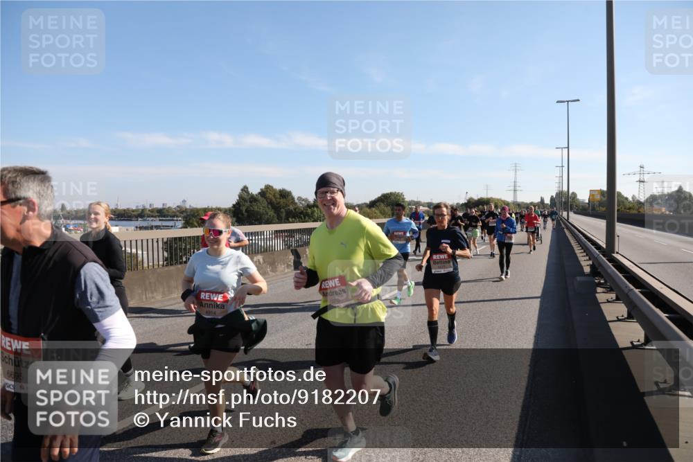 03.10.2025 - Köhlbrandbrückenlauf Yannick Fuchs http://msf.ph/oto/9182207 03.10.2025 11:24:31 Position 3 6695, 4914, 5010, 42 meine-sportfotos.de