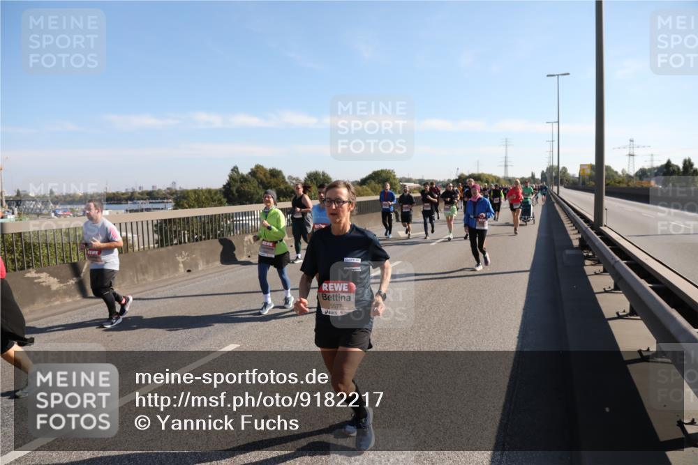 03.10.2025 - Köhlbrandbrückenlauf Yannick Fuchs http://msf.ph/oto/9182217 03.10.2025 11:24:32 Position 3 5577 meine-sportfotos.de