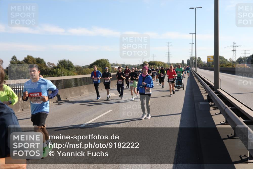 03.10.2025 - Köhlbrandbrückenlauf Yannick Fuchs http://msf.ph/oto/9182222 03.10.2025 11:24:32 Position 3 5817 meine-sportfotos.de
