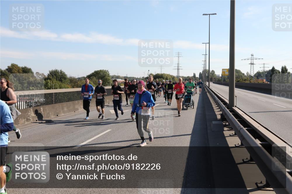 03.10.2025 - Köhlbrandbrückenlauf Yannick Fuchs http://msf.ph/oto/9182226 03.10.2025 11:24:33 Position 3  meine-sportfotos.de