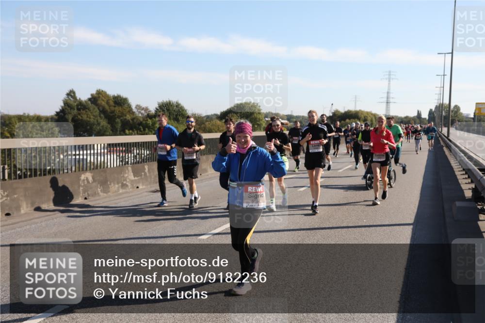 03.10.2025 - Köhlbrandbrückenlauf Yannick Fuchs http://msf.ph/oto/9182236 03.10.2025 11:24:34 Position 3 5184 meine-sportfotos.de