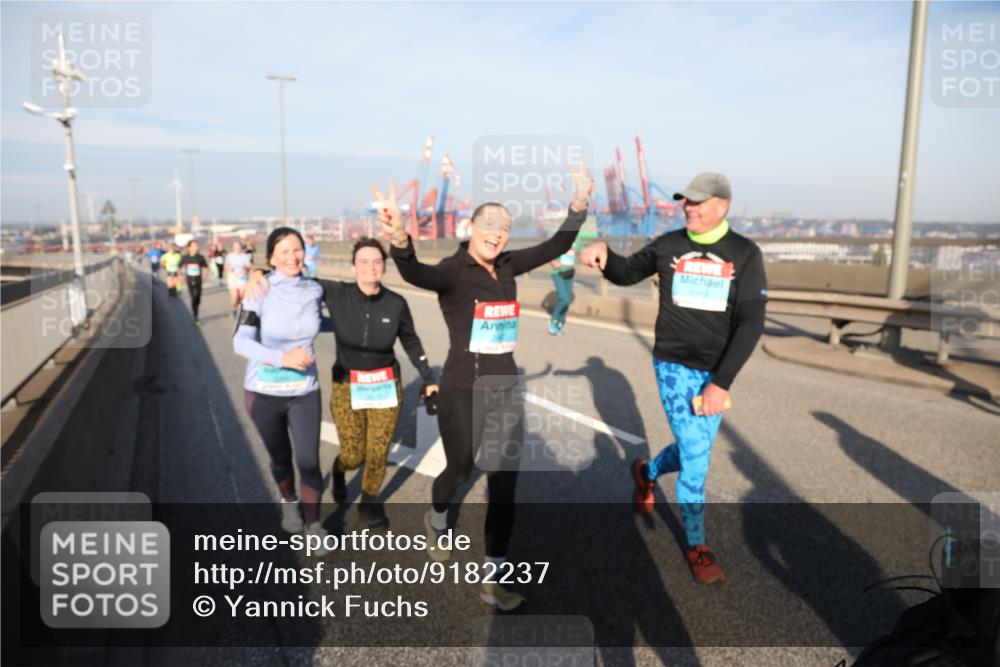03.10.2025 - Köhlbrandbrückenlauf Yannick Fuchs http://msf.ph/oto/9182237 03.10.2025 08:59:23 Position 2  meine-sportfotos.de