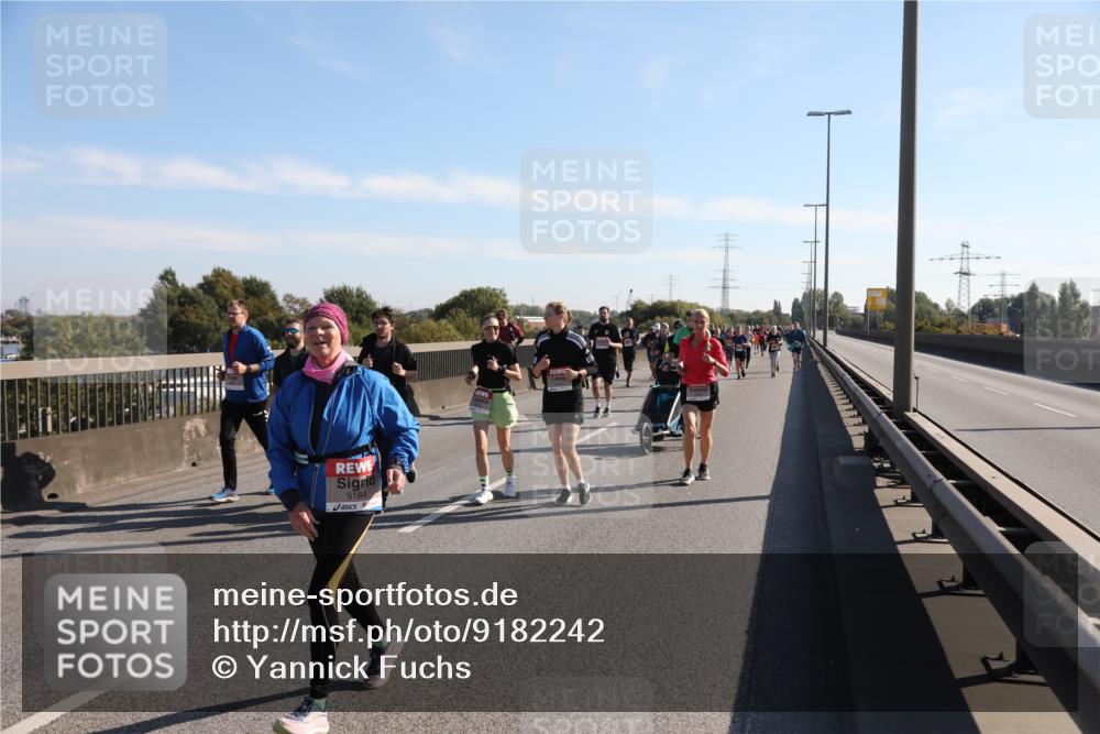 03.10.2025 - Köhlbrandbrückenlauf Yannick Fuchs http://msf.ph/oto/9182242 03.10.2025 11:24:34 Position 3 5184 meine-sportfotos.de