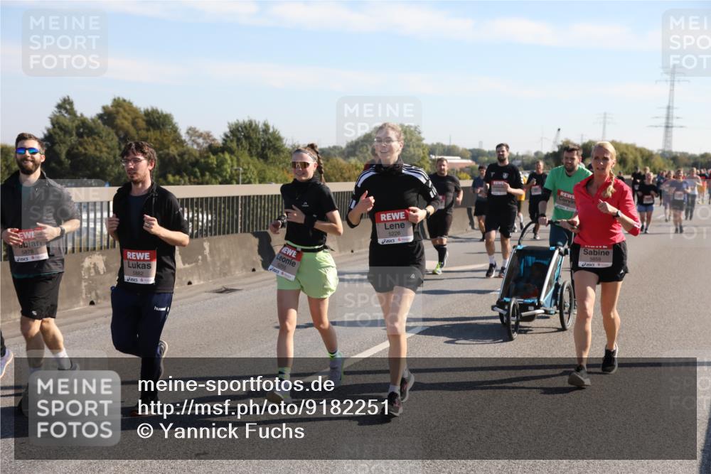03.10.2025 - Köhlbrandbrückenlauf Yannick Fuchs http://msf.ph/oto/9182251 03.10.2025 11:24:35 Position 3 5878, 5882, 5255, 5226, 5659 meine-sportfotos.de