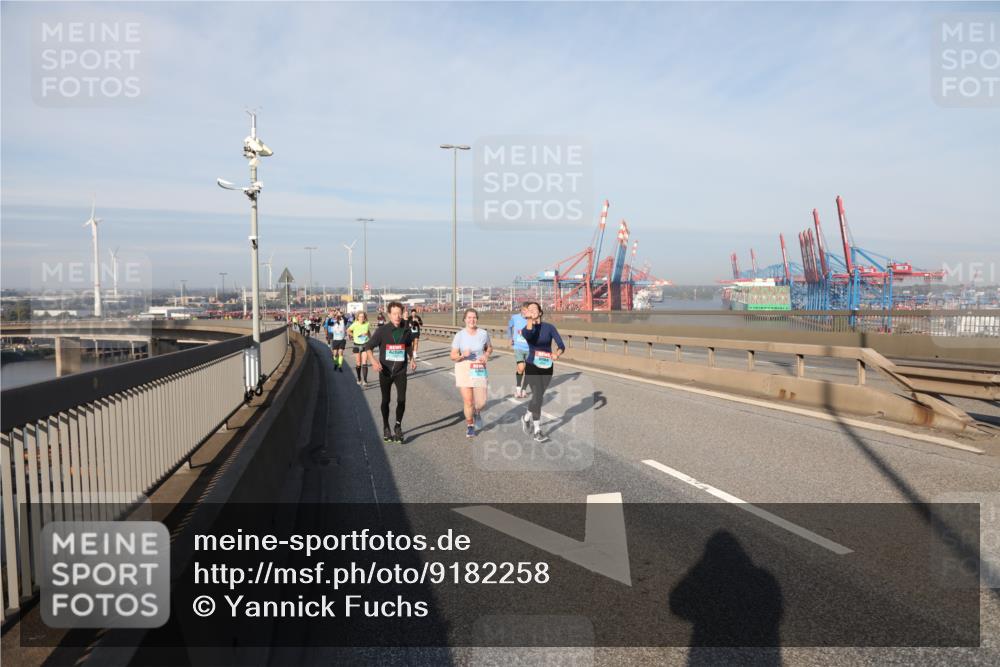 03.10.2025 - Köhlbrandbrückenlauf Yannick Fuchs http://msf.ph/oto/9182258 03.10.2025 08:59:26 Position 2 7 meine-sportfotos.de