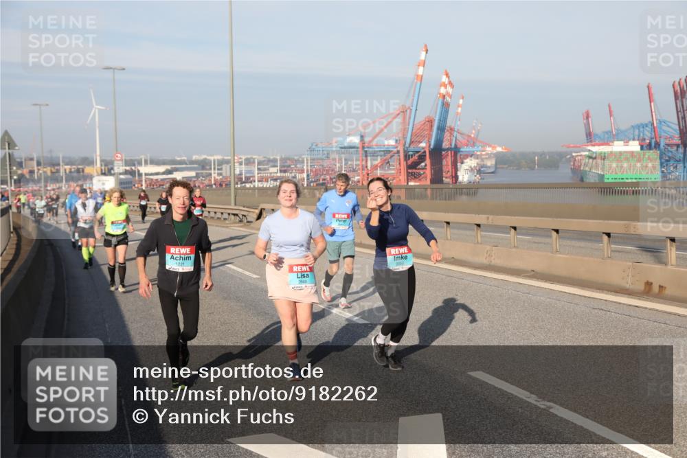 03.10.2025 - Köhlbrandbrückenlauf Yannick Fuchs http://msf.ph/oto/9182262 03.10.2025 08:59:27 Position 2 1221, 2668, 2252 meine-sportfotos.de