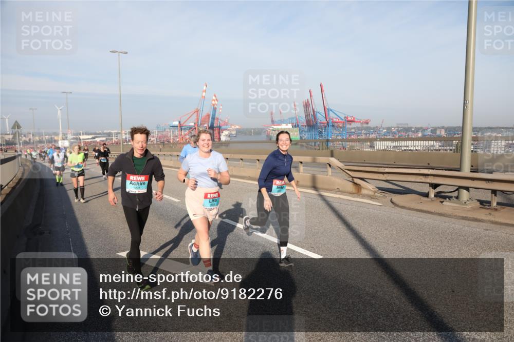 03.10.2025 - Köhlbrandbrückenlauf Yannick Fuchs http://msf.ph/oto/9182276 03.10.2025 08:59:28 Position 2 1221 meine-sportfotos.de