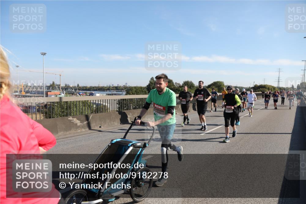03.10.2025 - Köhlbrandbrückenlauf Yannick Fuchs http://msf.ph/oto/9182278 03.10.2025 11:24:38 Position 3  meine-sportfotos.de