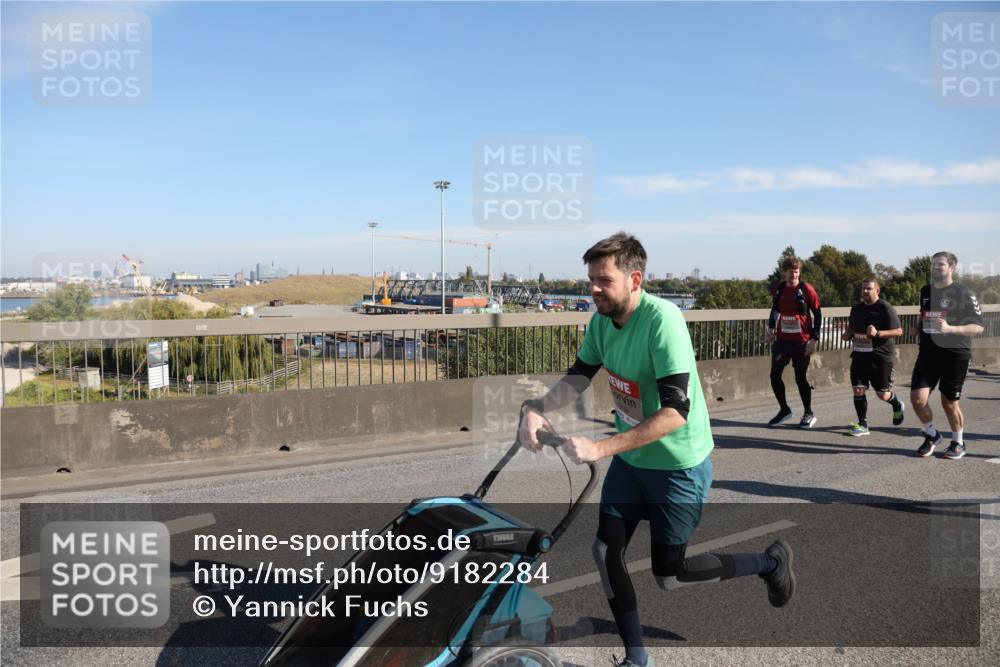 03.10.2025 - Köhlbrandbrückenlauf Yannick Fuchs http://msf.ph/oto/9182284 03.10.2025 11:24:39 Position 3  meine-sportfotos.de