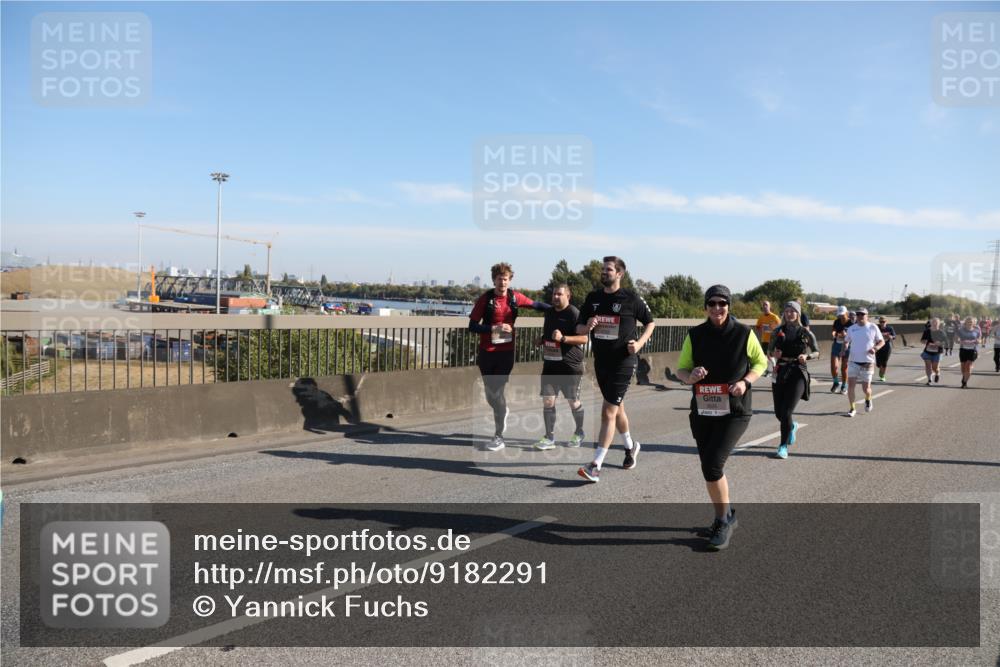 03.10.2025 - Köhlbrandbrückenlauf Yannick Fuchs http://msf.ph/oto/9182291 03.10.2025 11:24:39 Position 3  meine-sportfotos.de