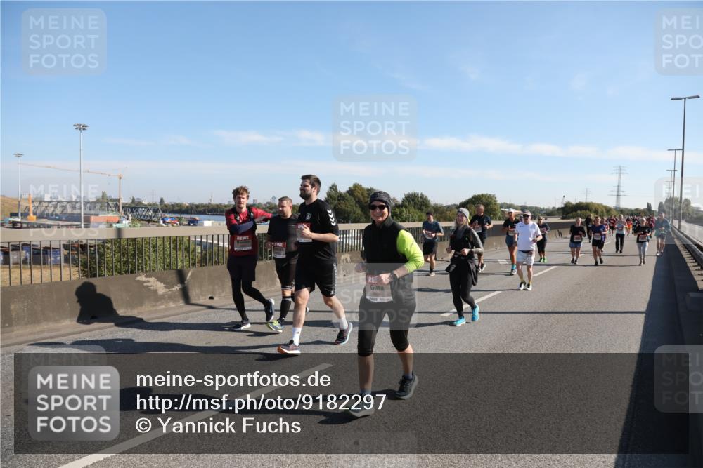 03.10.2025 - Köhlbrandbrückenlauf Yannick Fuchs http://msf.ph/oto/9182297 03.10.2025 11:24:40 Position 3  meine-sportfotos.de