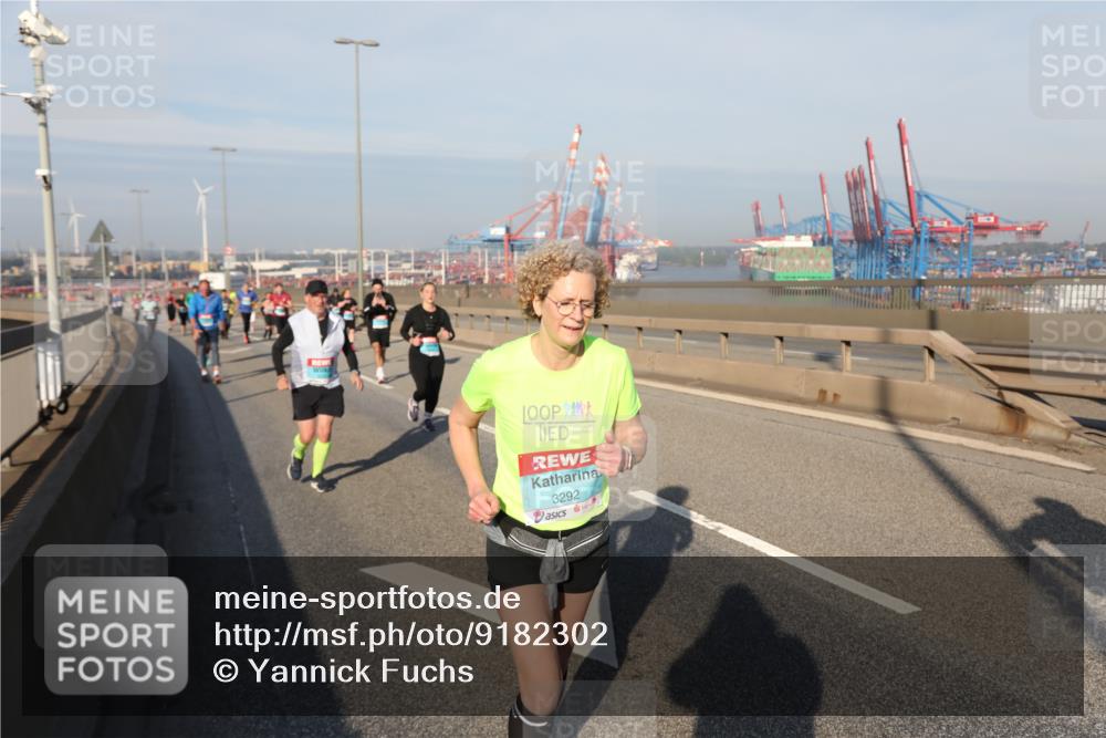 03.10.2025 - Köhlbrandbrückenlauf Yannick Fuchs http://msf.ph/oto/9182302 03.10.2025 08:59:32 Position 2 3292 meine-sportfotos.de
