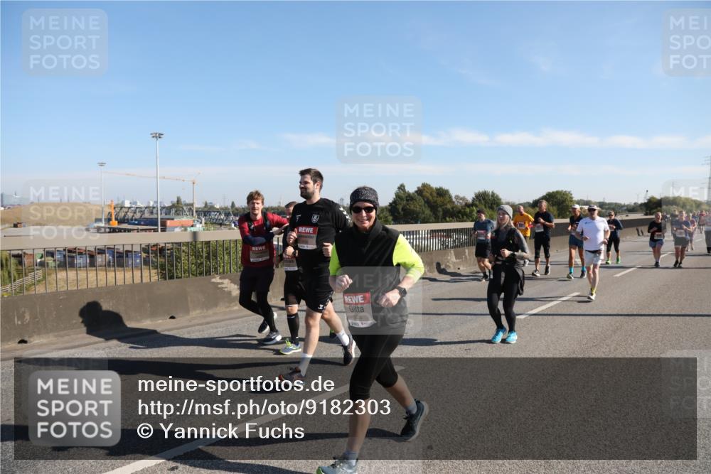 03.10.2025 - Köhlbrandbrückenlauf Yannick Fuchs http://msf.ph/oto/9182303 03.10.2025 11:24:40 Position 3 5626 meine-sportfotos.de