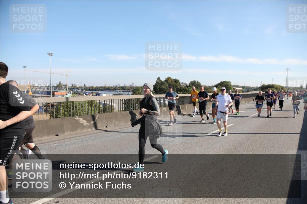 03.10.2025 - Köhlbrandbrückenlauf Yannick Fuchs http://msf.ph/oto/9182311 03.10.2025 11:24:41 Position 3  meine-sportfotos.de
