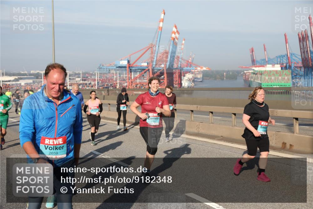 03.10.2025 - Köhlbrandbrückenlauf Yannick Fuchs http://msf.ph/oto/9182348 03.10.2025 08:59:40 Position 2 2659, 2332 meine-sportfotos.de